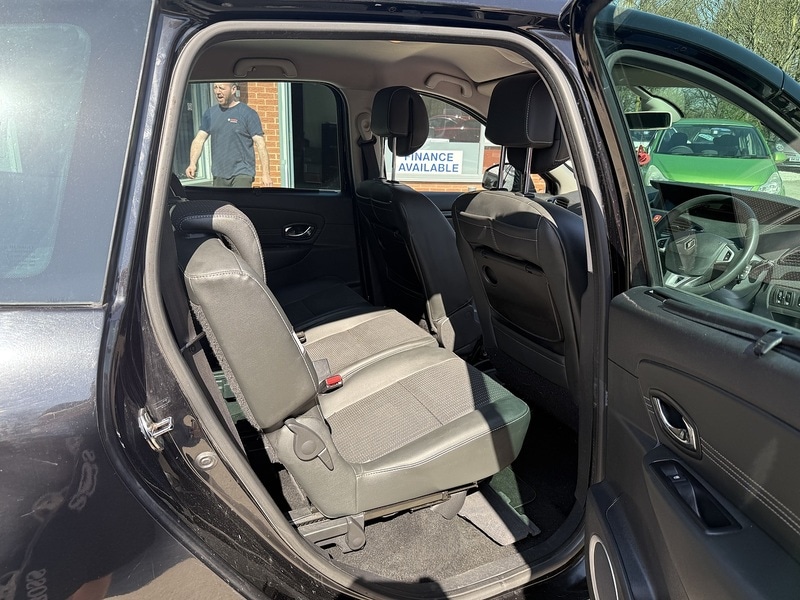 Used Renault Grand Scenic 2012 for sale - 76615775: Photo 17