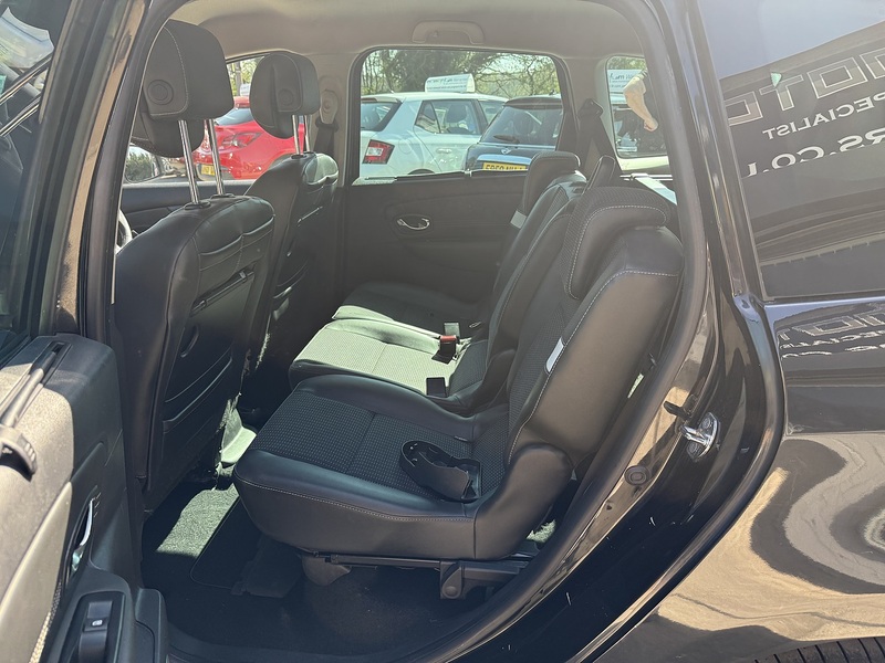 Used Renault Grand Scenic 2012 for sale - 76615775: Photo 18