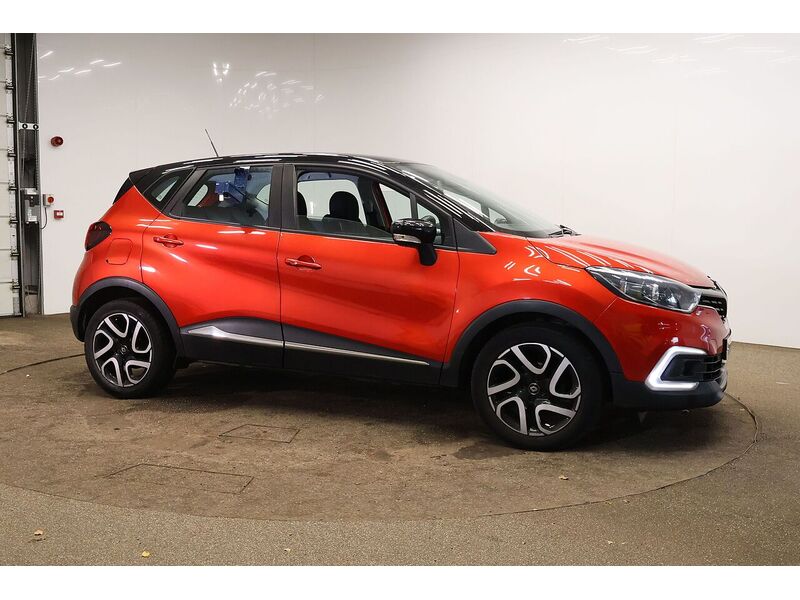 Used Renault Captur 2018 for sale - 76589040: Photo 3