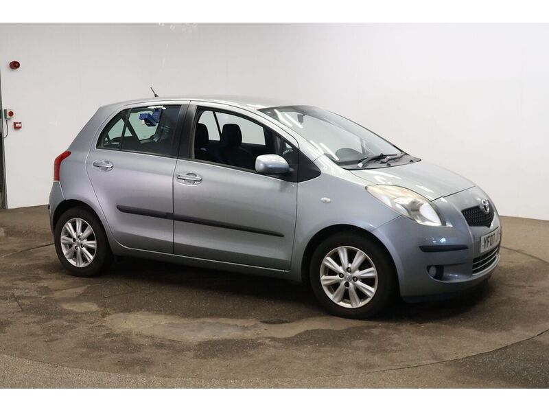 Used Toyota Yaris 2007 for sale - 77311340: Photo 2