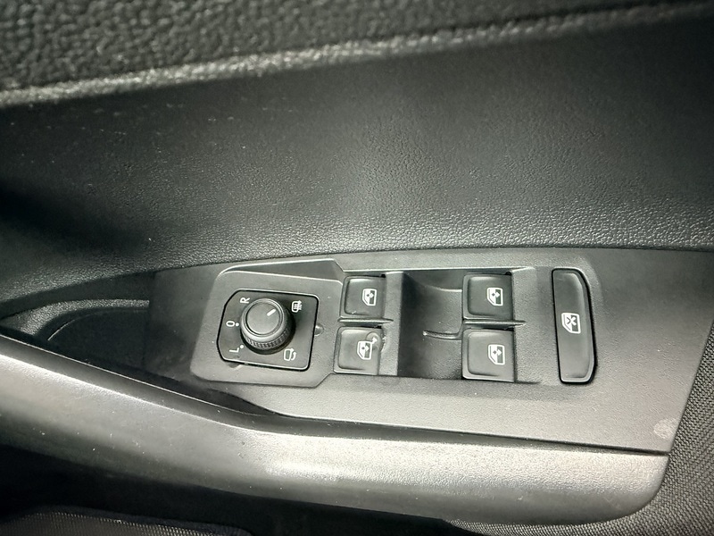 Used Volkswagen Taigo 2023 for sale - 77140230: Photo 23