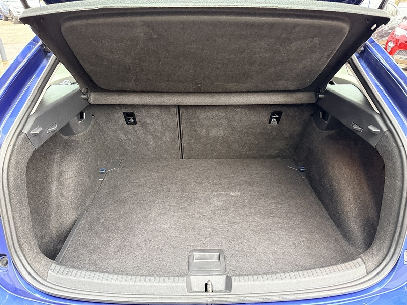 Used Volkswagen Taigo 2023 for sale - 77140230: Photo 9