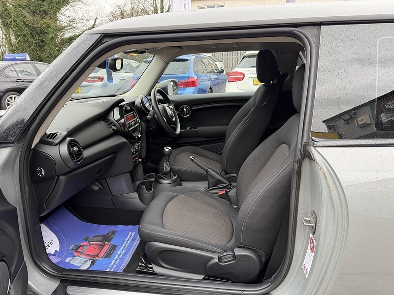 Used MINI Hatch 2015 for sale - 76974000: Photo 12