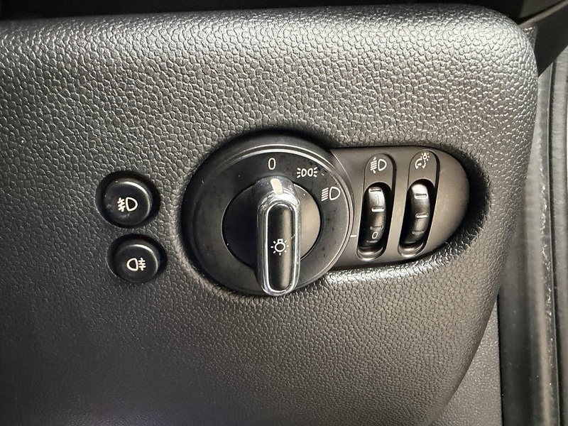 Used MINI Hatch 2015 for sale - 76974000: Photo 17