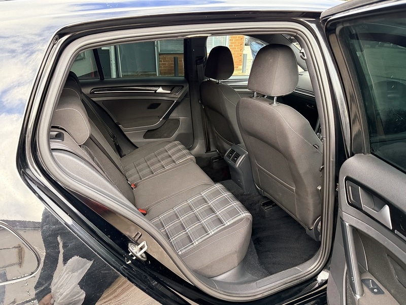 Used Volkswagen Golf 2015 for sale - 76615814: Photo 11