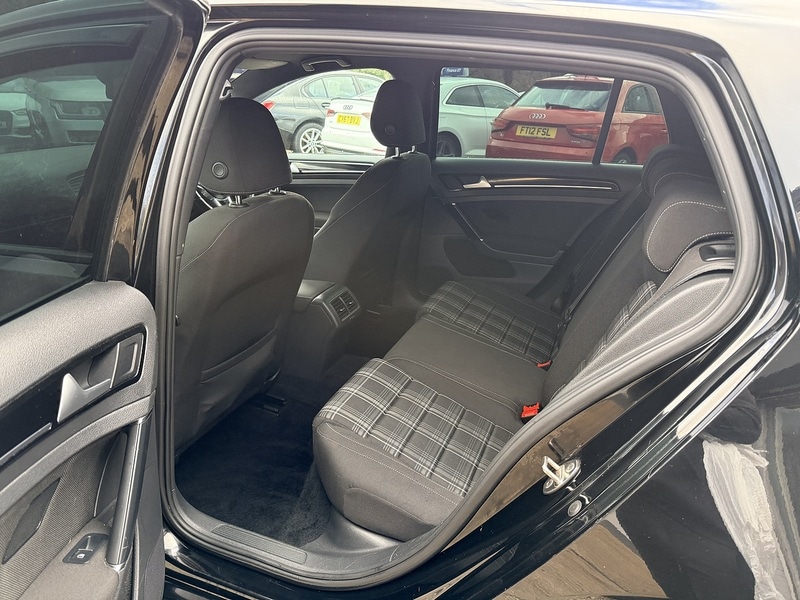 Used Volkswagen Golf 2015 for sale - 76615814: Photo 12