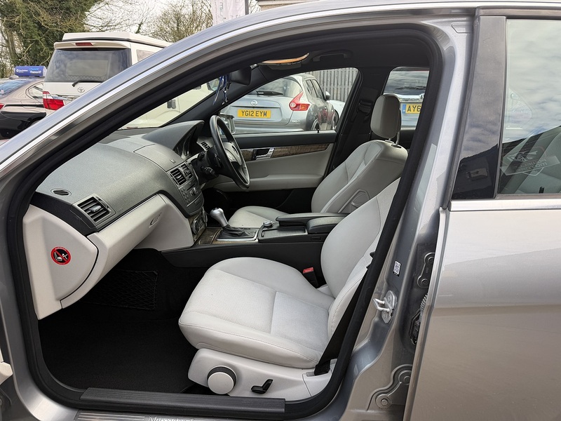 Used Mercedes-Benz C Class 2009 for sale - 78065088: Photo 11