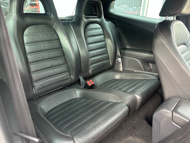 Used Volkswagen Scirocco 2012 for sale - 76615824: Photo 11