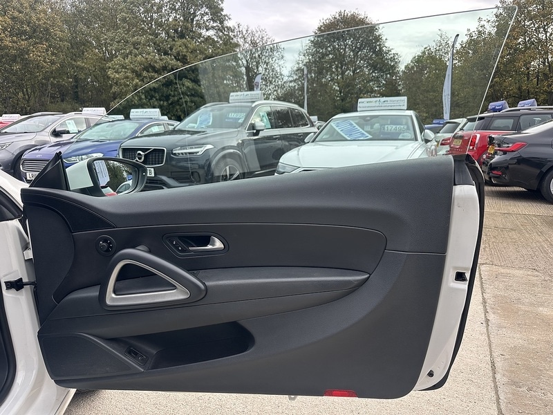 Used Volkswagen Scirocco 2012 for sale - 76615824: Photo 15