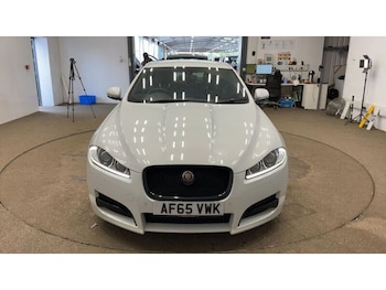 Used Jaguar XF 2015 for sale - 79043264: Photo
