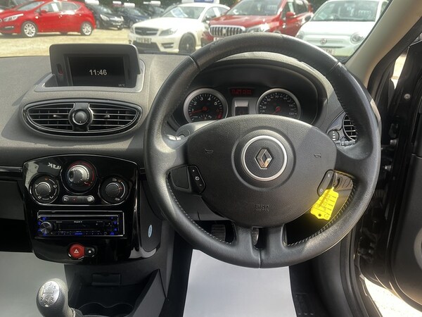 Used Renault Clio 2011 for sale - 75421844: Photo 10