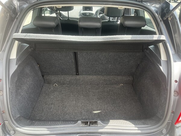 Used Renault Clio 2011 for sale - 75421844: Photo 15
