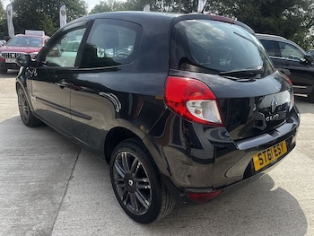 Used Renault Clio 2011 for sale - 75421844: Photo