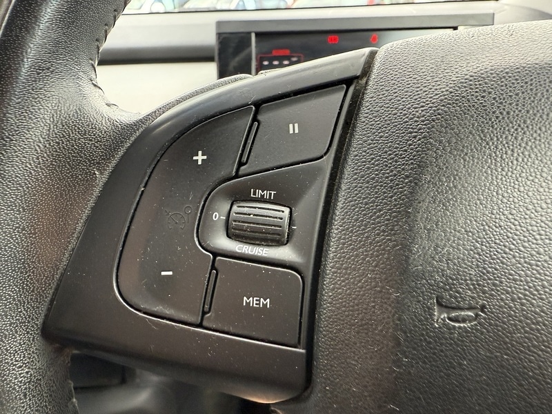 Used Citroen C4 Cactus 2017 for sale - 76615756: Photo 26