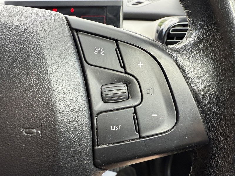 Used Citroen C4 Cactus 2017 for sale - 76615756: Photo 27