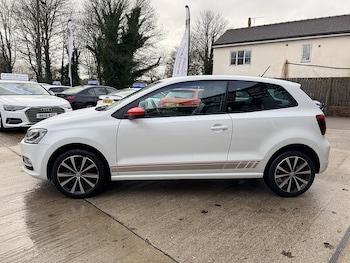 Used Volkswagen Polo 2016 for sale - 76626981: Photo