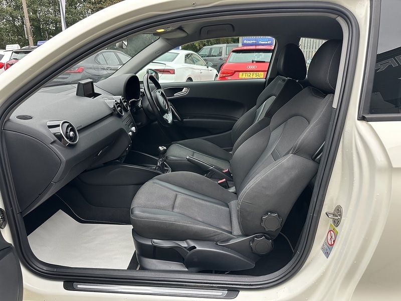 Used Audi A1 2012 for sale - 76615798: Photo 10