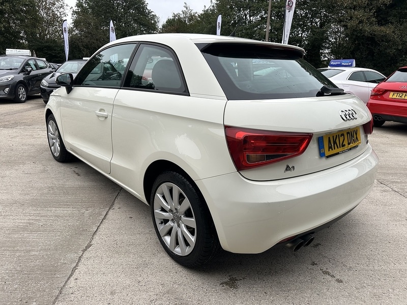 Used Audi A1 2012 for sale - 76615798: Photo 4
