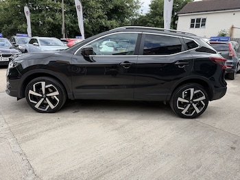 Used Nissan Qashqai 2017 for sale - 78806888: Photo