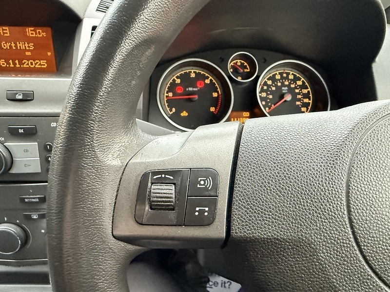 Used Vauxhall Zafira 2007 for sale - 76615752: Photo 21