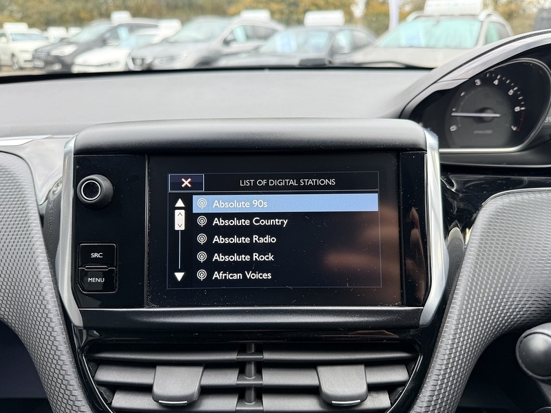 Used Peugeot 2008 2015 for sale - 76589031: Photo 17