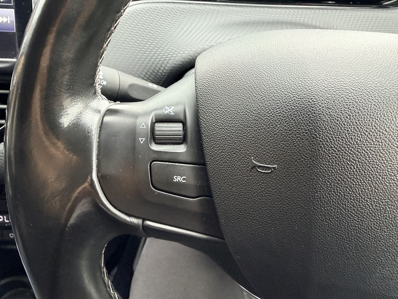 Used Peugeot 2008 2015 for sale - 76589031: Photo 22