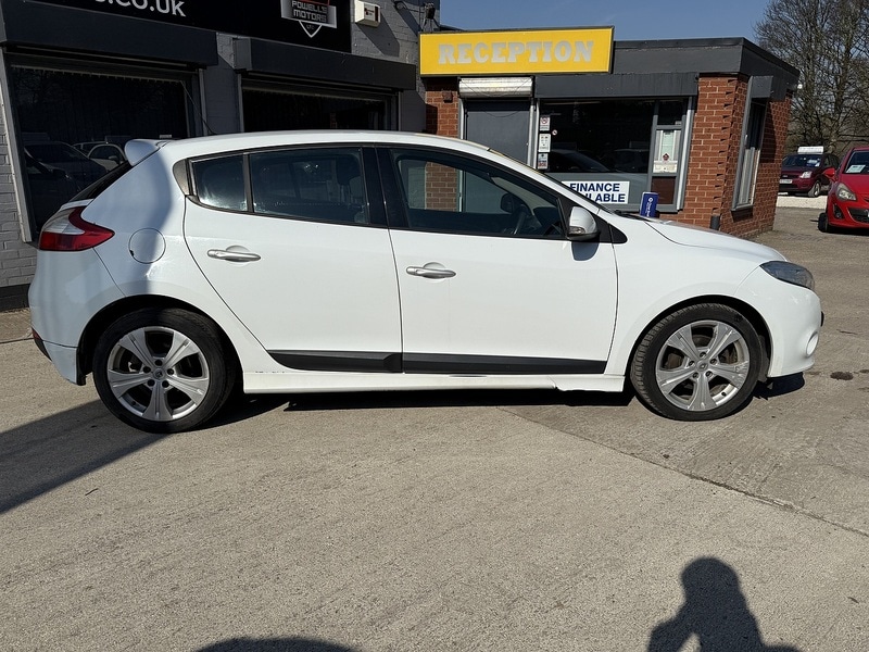 Used Renault Megane 2012 for sale - 76615759: Photo 10