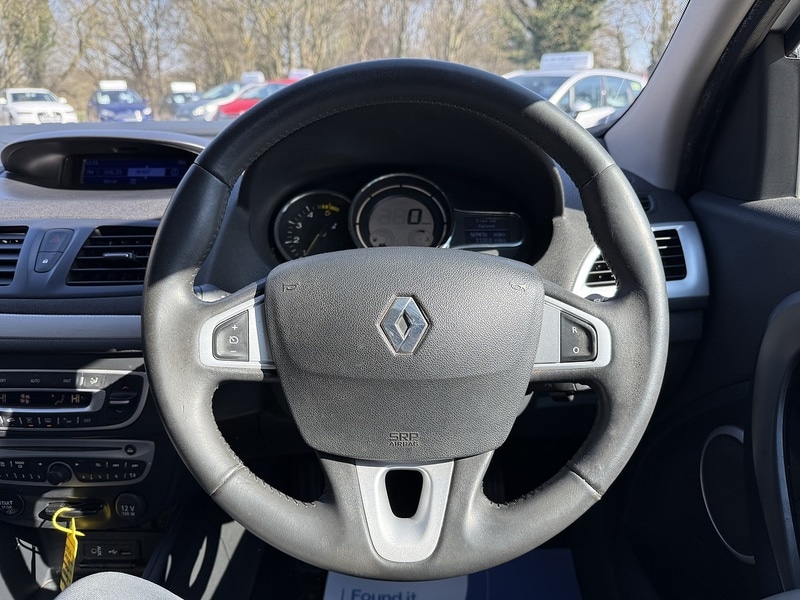 Used Renault Megane 2012 for sale - 76615759: Photo 20