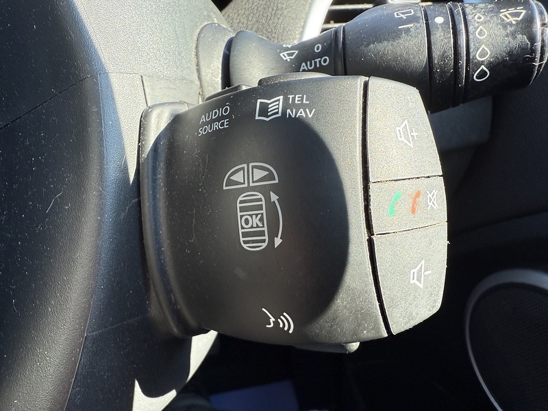 Used Renault Megane 2012 for sale - 76615759: Photo 26