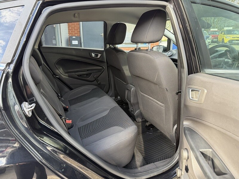Used Ford Fiesta 2014 for sale - 78027159: Photo 11