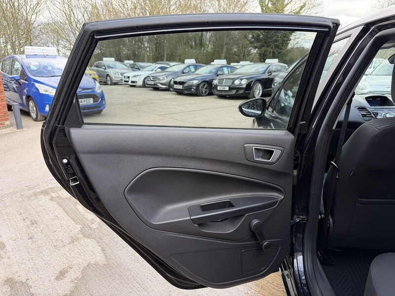 Used Ford Fiesta 2014 for sale - 78027159: Photo 14