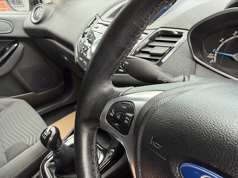 Used Ford Fiesta 2014 for sale - 78027159: Photo 21