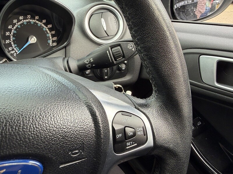 Used Ford Fiesta 2014 for sale - 78027159: Photo 22