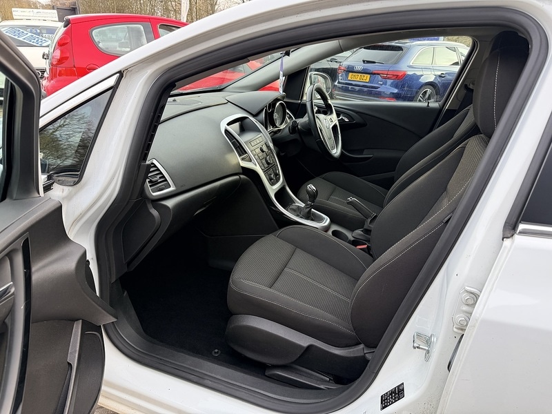 Used Vauxhall Astra 2015 for sale - 77663429: Photo 13