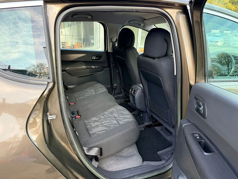 Used Peugeot 3008 2011 for sale - 76615820: Photo 12