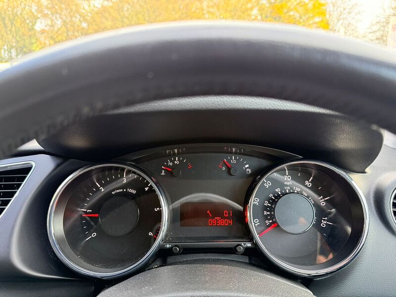 Used Peugeot 3008 2011 for sale - 76615820: Photo 16