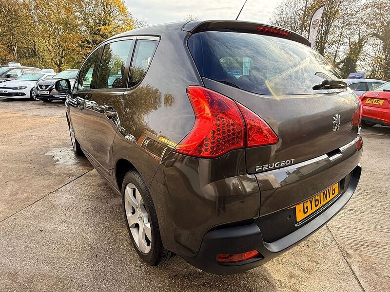 Used Peugeot 3008 2011 for sale - 76615820: Photo 5