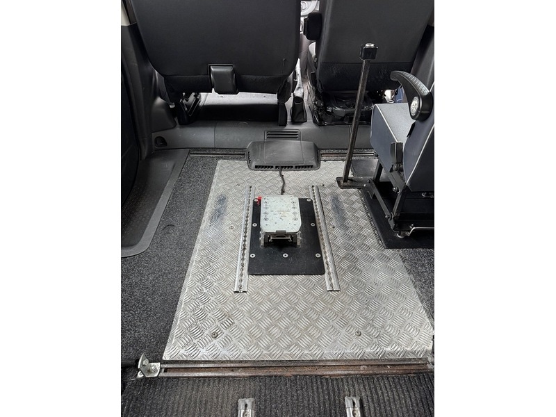 Used Vauxhall Vivaro 2017 for sale - 76615781: Photo 11