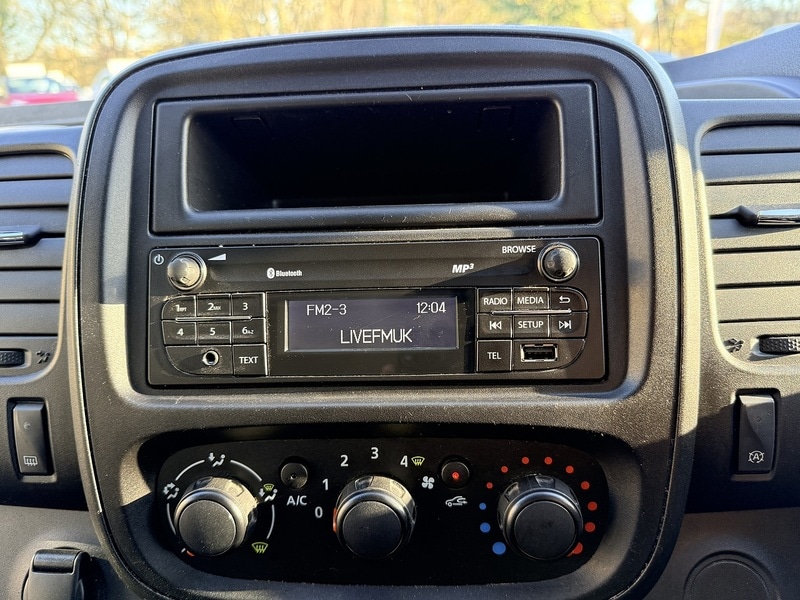 Used Vauxhall Vivaro 2017 for sale - 76615781: Photo 19