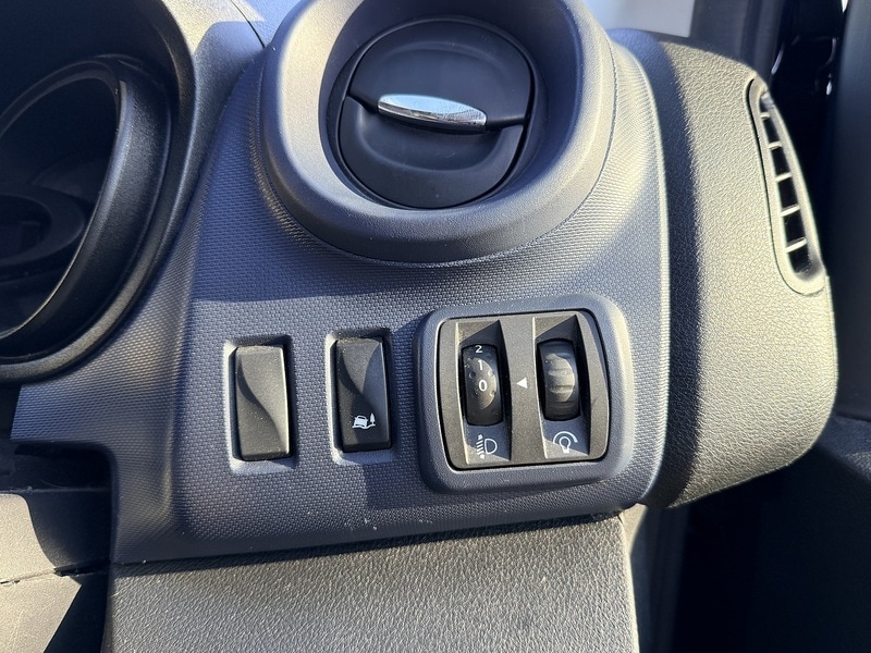 Used Vauxhall Vivaro 2017 for sale - 76615781: Photo 23