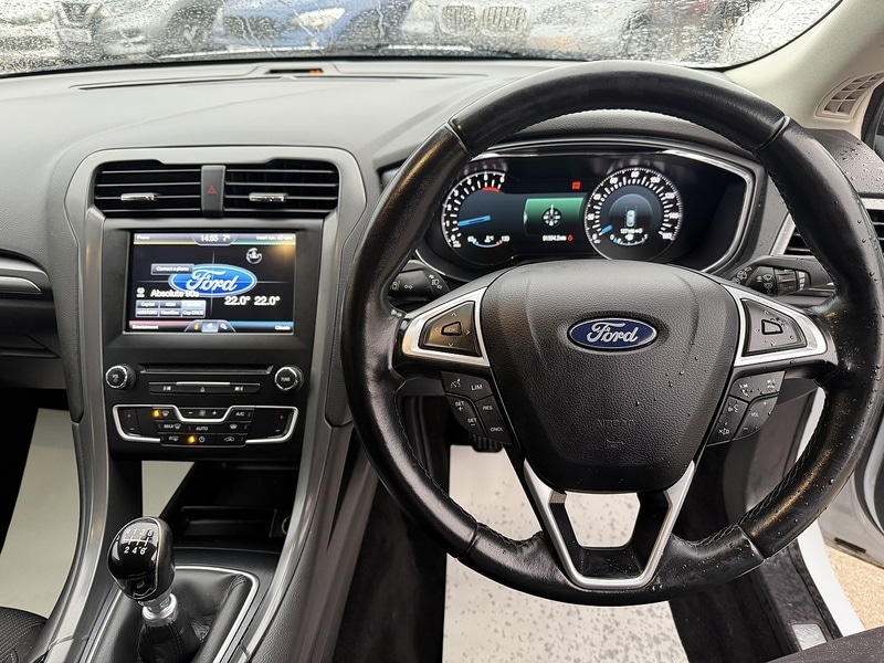 Used Ford Mondeo 2015 for sale - 76615833: Photo 10