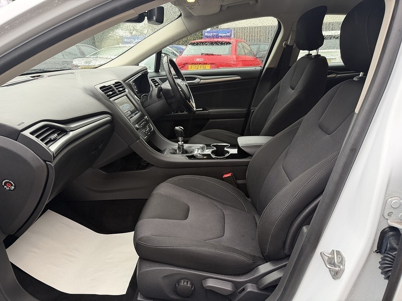 Used Ford Mondeo 2015 for sale - 76615833: Photo 13