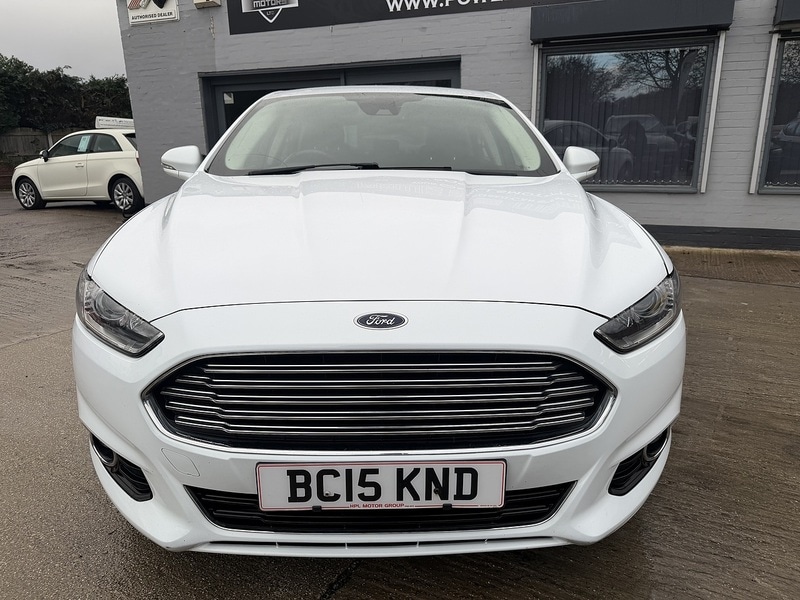 Used Ford Mondeo 2015 for sale - 76615833: Photo 2