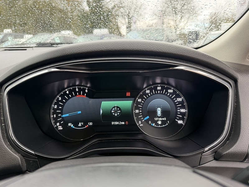 Used Ford Mondeo 2015 for sale - 76615833: Photo 28