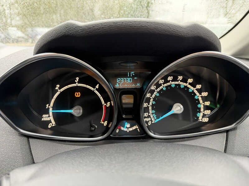 Used Ford Fiesta 2015 for sale - 77643271: Photo 16