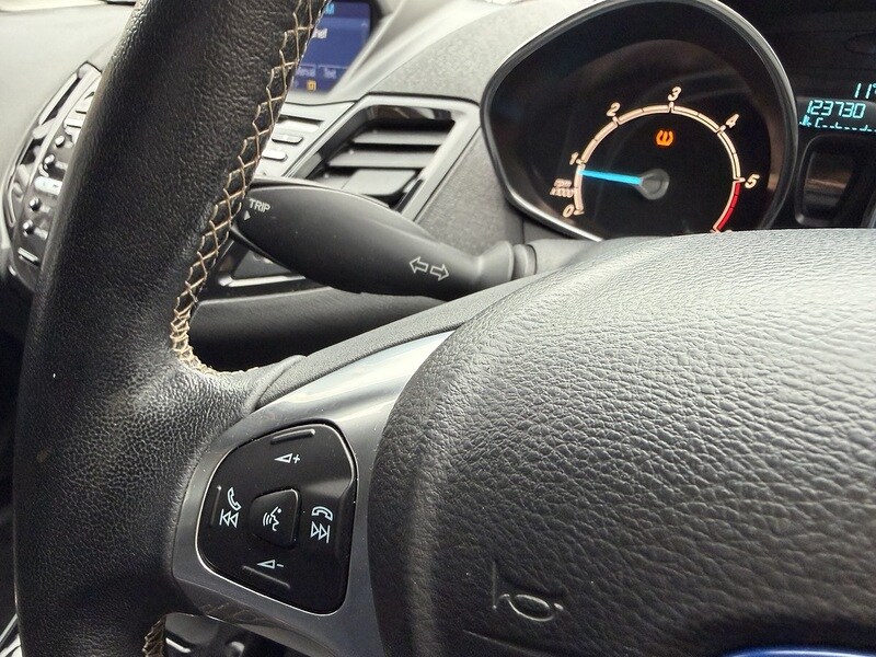 Used Ford Fiesta 2015 for sale - 77643271: Photo 18