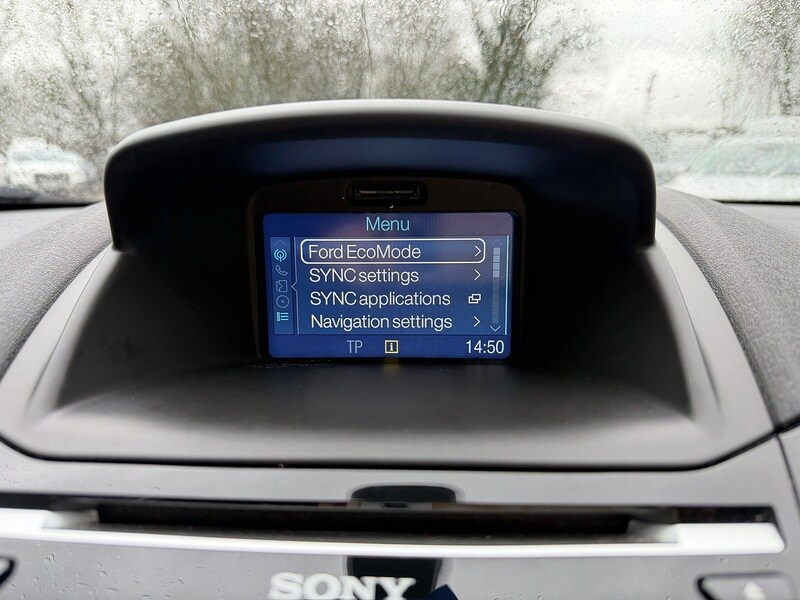 Used Ford Fiesta 2015 for sale - 77643271: Photo 28