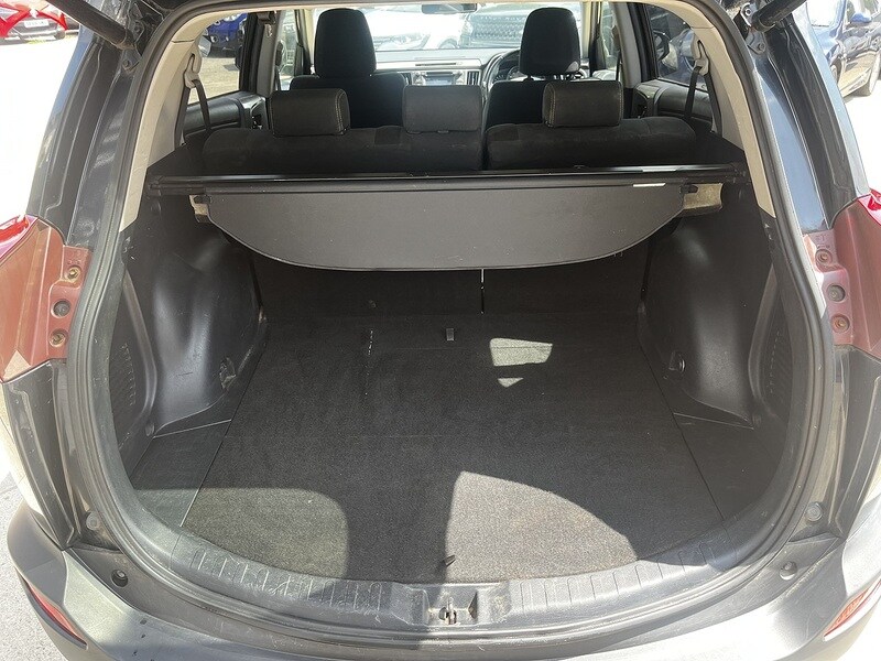 Used Toyota RAV4 2014 for sale - 76615748: Photo 15