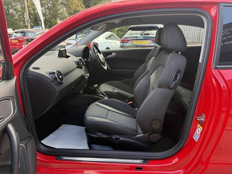 Used Audi A1 2012 for sale - 76615782: Photo 17