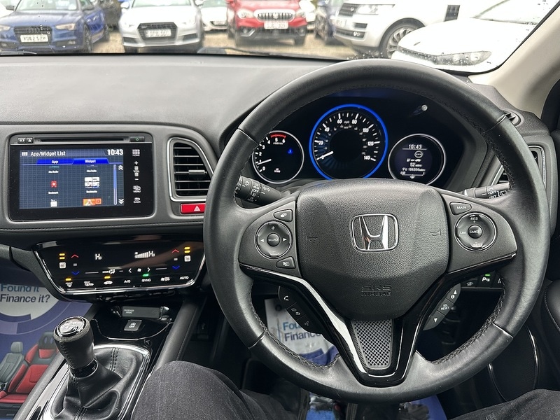 Used Honda HR-V 2015 for sale - 76941684: Photo 41